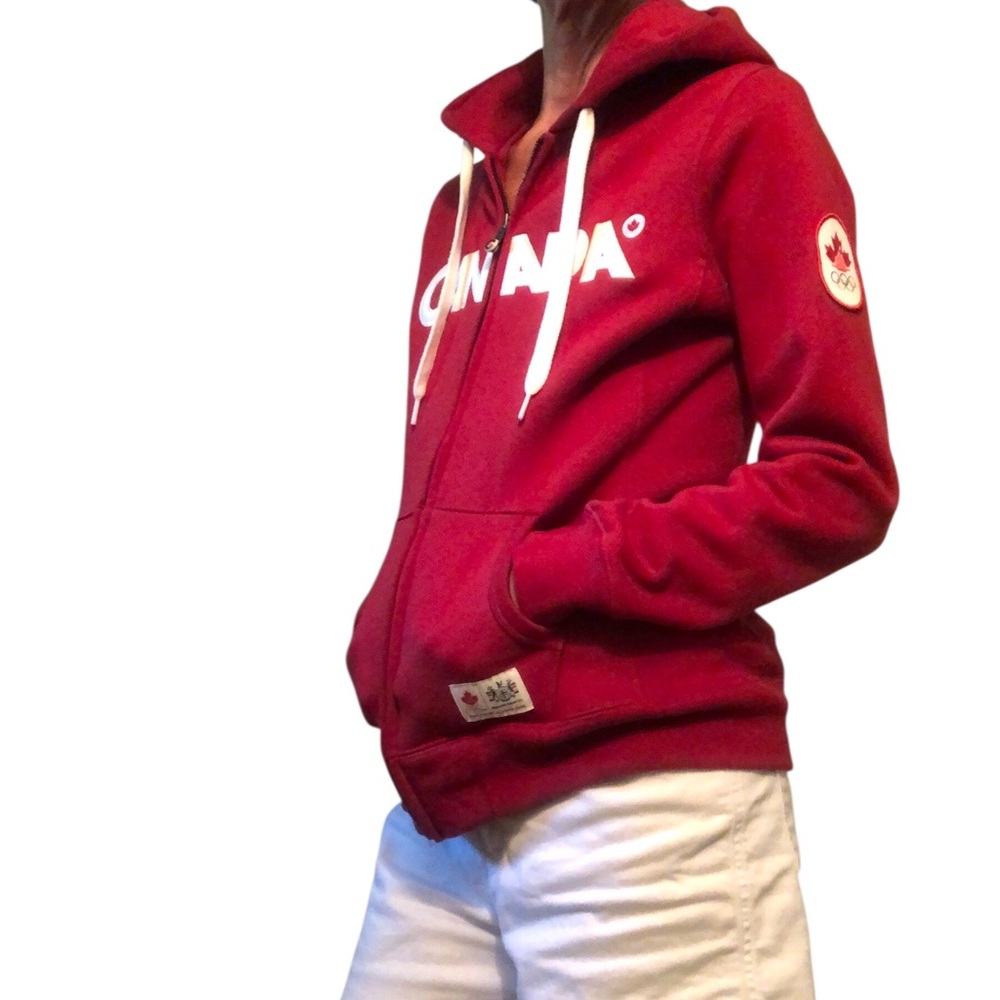 2010 Hudson's Bay Company Team Canada Vancouver Olympics red zip-up hoodie